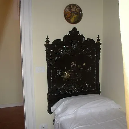 Palazzo Montevago Apartment *