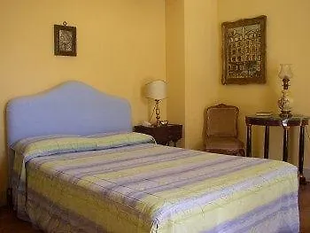 Palazzo Montevago Apartment